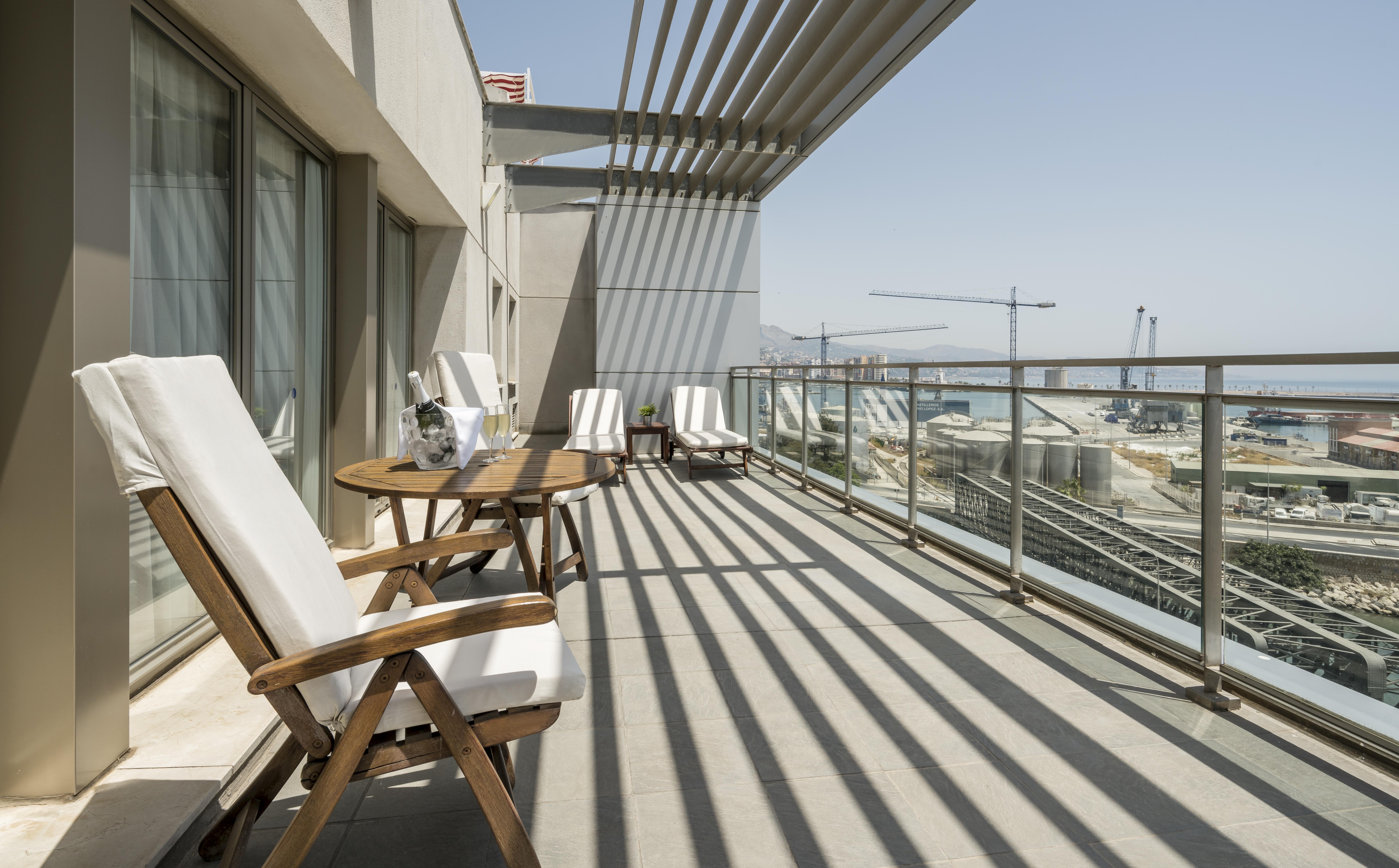 Hotel Ilunion Málaga Exterior foto